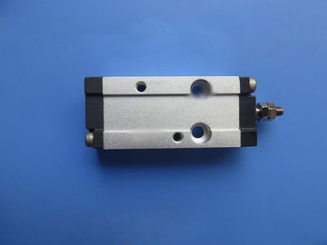 J6701028A HP03-900016 edge light cylinder BDAS6 * 15