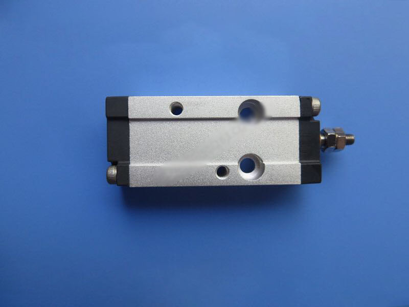 J6701028A HP03-900016 edge light cylinder BDAS6 * 15